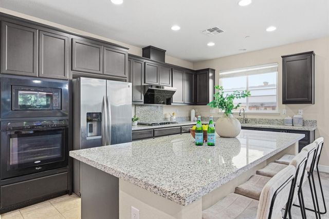 2036 Aragon Drive, Pittsburg, CA 94565