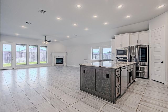 4002 Maple Glen Drive, Fulshear, TX 77441