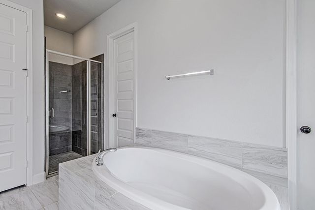 4002 Maple Glen Drive, Fulshear, TX 77441