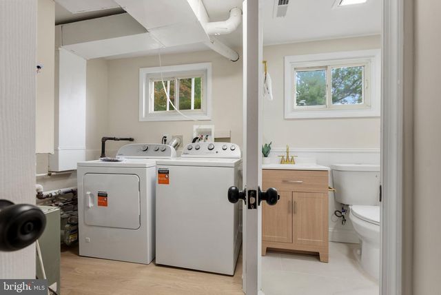 922 VANDERWOOD RD, Catonsville, MD 21228