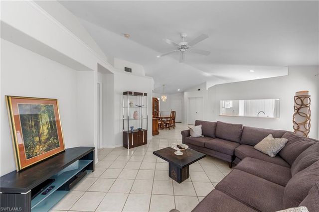 14932 Sterling Oaks DR, Naples, FL 34110