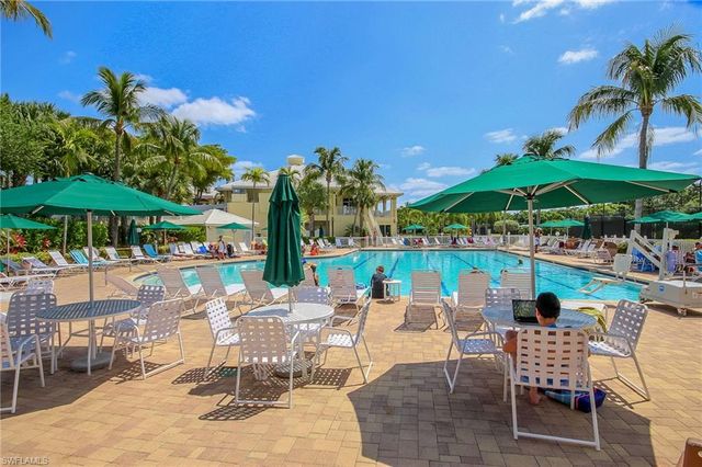14932 Sterling Oaks DR, Naples, FL 34110