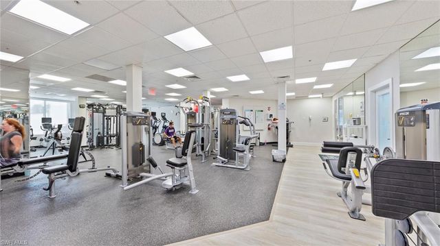 14932 Sterling Oaks DR, Naples, FL 34110