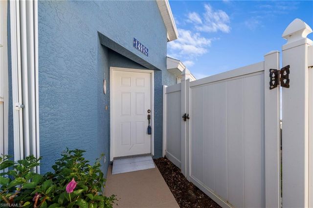 14932 Sterling Oaks DR, Naples, FL 34110