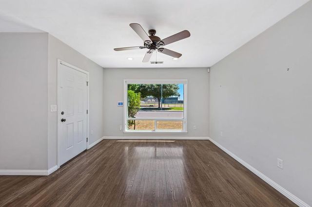 241 Mission St, Lodi, CA 95240