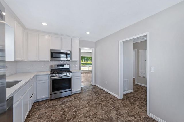 241 Mission St, Lodi, CA 95240