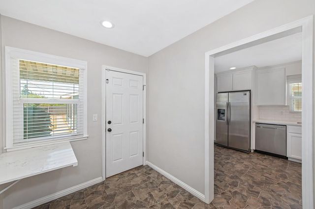 241 Mission St, Lodi, CA 95240