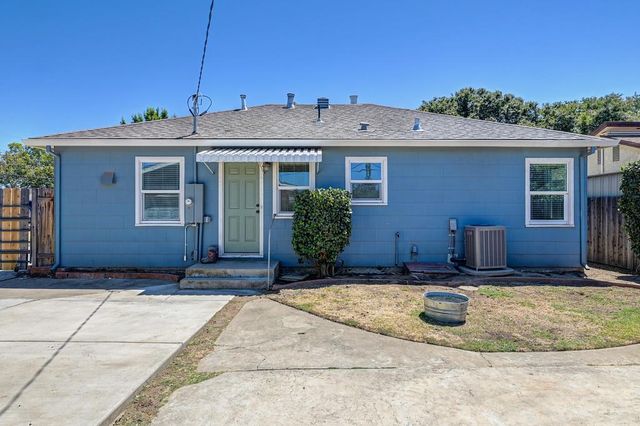241 Mission St, Lodi, CA 95240