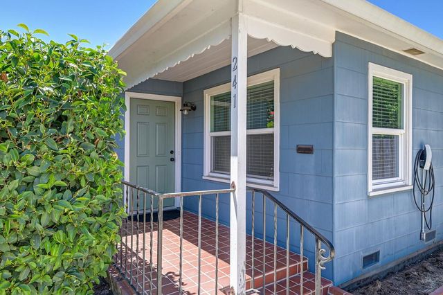 241 Mission St, Lodi, CA 95240
