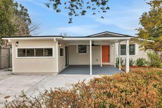 6805 TOM THUMB Drive, Jacksonville, FL 32210