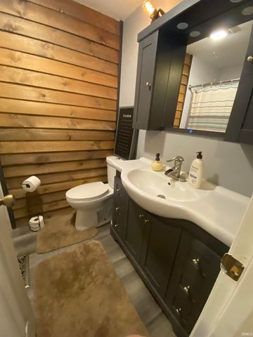 6211 Allenwood Drive, Fort Wayne, IN 46835