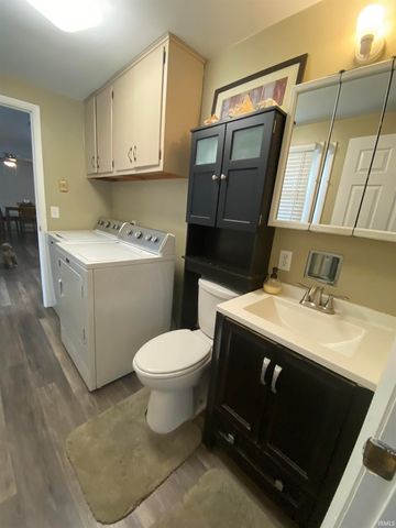 6211 Allenwood Drive, Fort Wayne, IN 46835