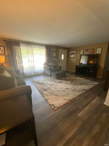 6211 Allenwood Drive, Fort Wayne, IN 46835