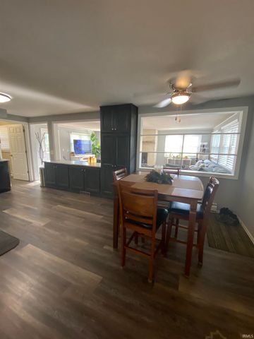 6211 Allenwood Drive, Fort Wayne, IN 46835
