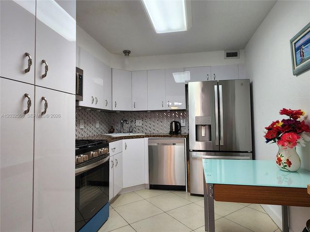 2030 S Ocean Dr 1405, Hallandale Beach, FL 33009