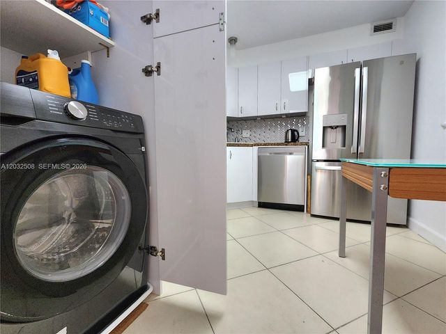2030 S Ocean Dr 1405, Hallandale Beach, FL 33009
