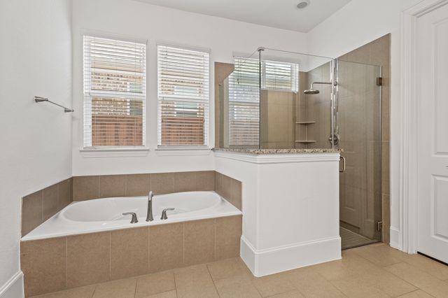 4207 Peach Blossom Drive, Arlington, TX 76005