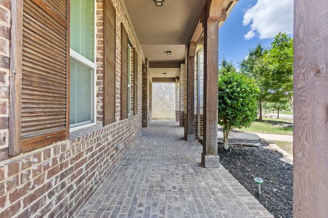 4207 Peach Blossom Drive, Arlington, TX 76005