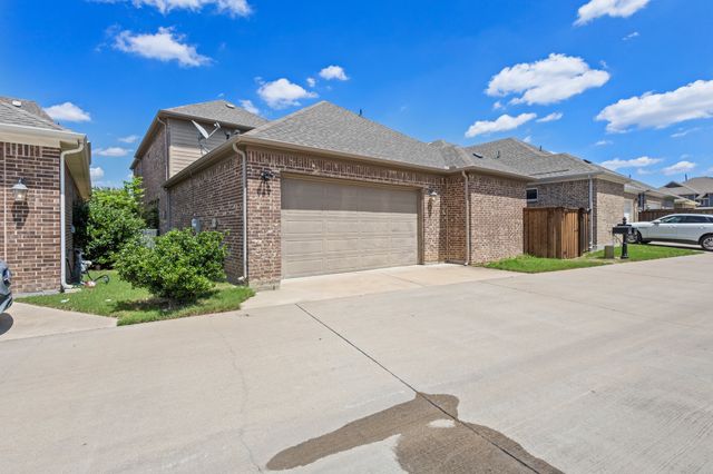 4207 Peach Blossom Drive, Arlington, TX 76005