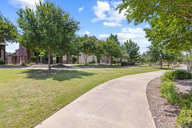 4207 Peach Blossom Drive, Arlington, TX 76005
