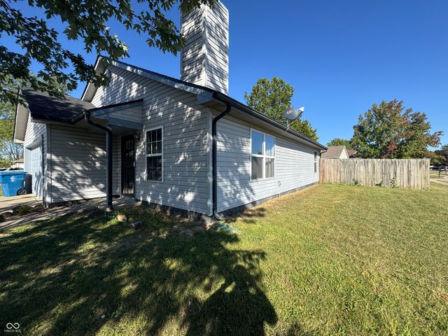 3711 Rock Maple Drive, Indianapolis, IN 46235