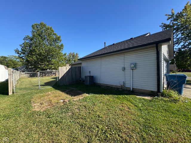 3711 Rock Maple Drive, Indianapolis, IN 46235