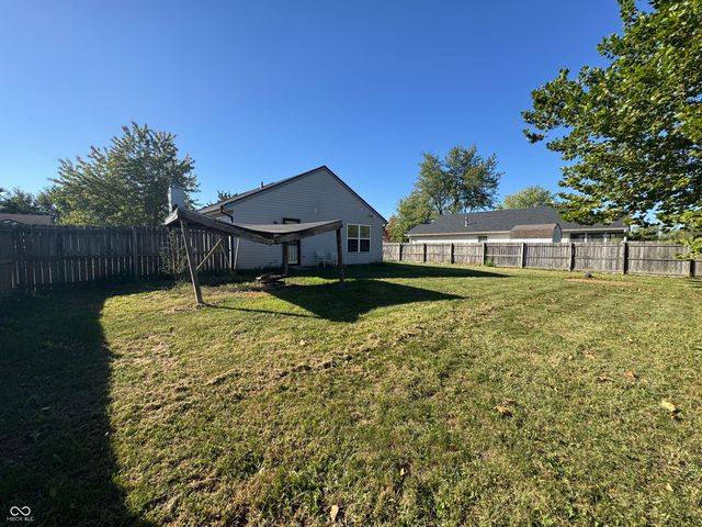 3711 Rock Maple Drive, Indianapolis, IN 46235