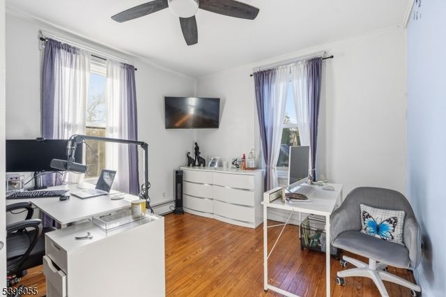 106 W Gibbons St, Linden City, NJ 07036