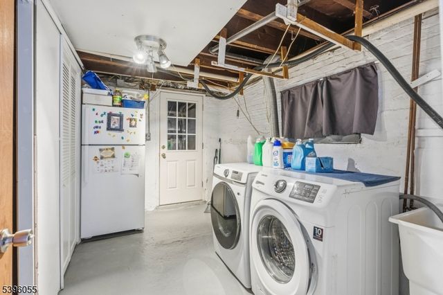 106 W Gibbons St, Linden City, NJ 07036