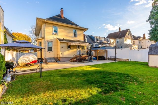 106 W Gibbons St, Linden City, NJ 07036