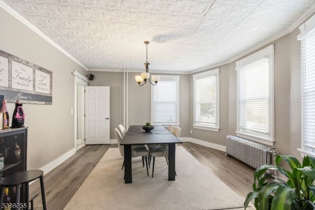 106 W Gibbons St, Linden City, NJ 07036