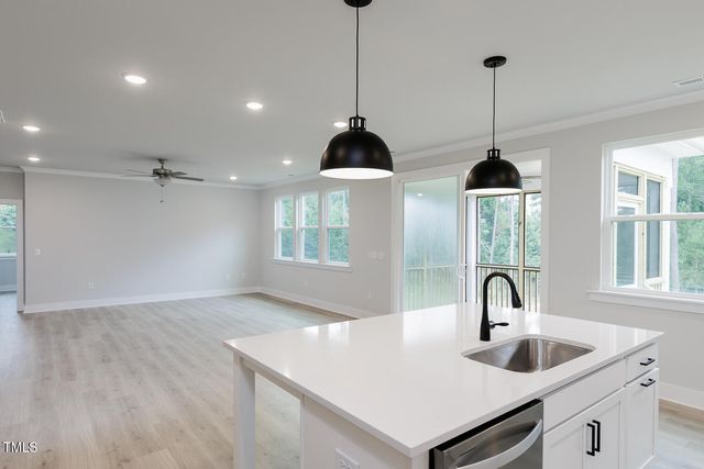 266 Golfview Avenue, Benson, NC 27504