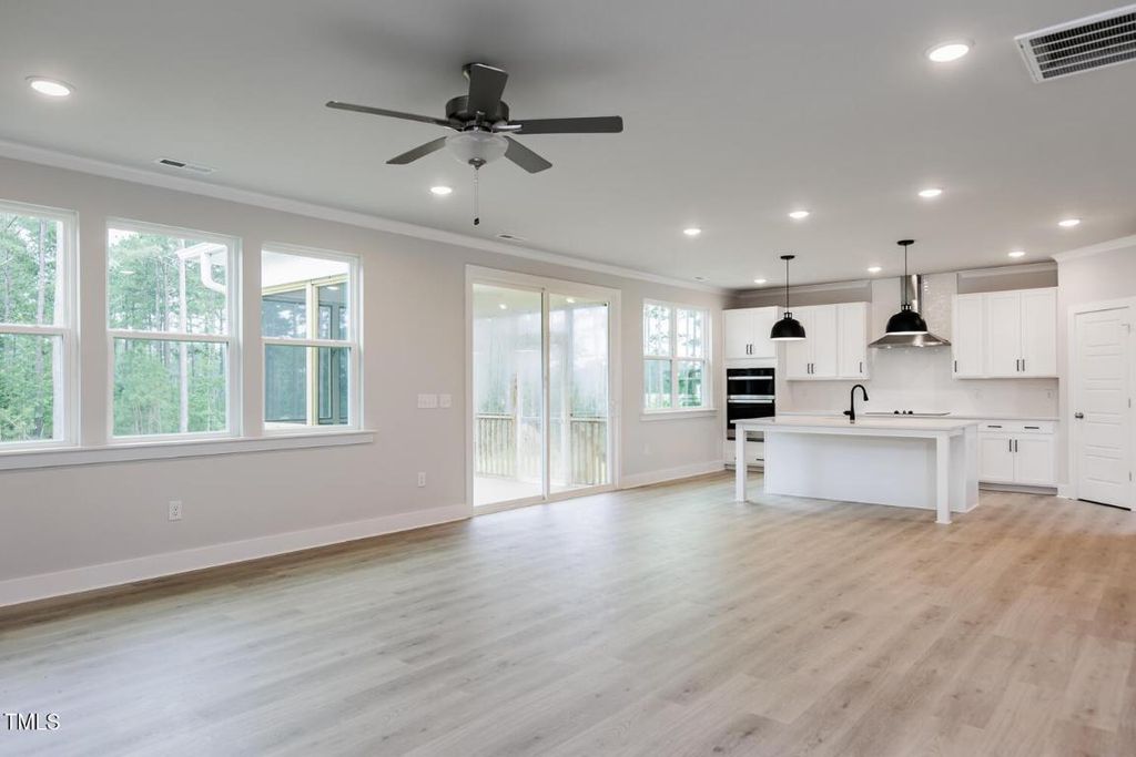 266 Golfview Avenue, Benson, NC 27504