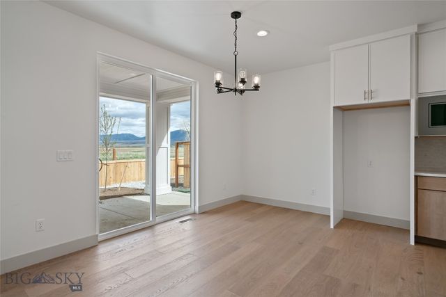1511 Gunslinger Lane, Belgrade, MT 59714