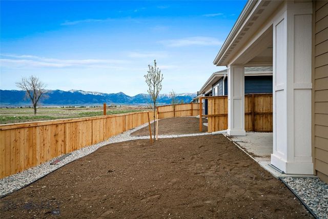 1511 Gunslinger Lane, Belgrade, MT 59714