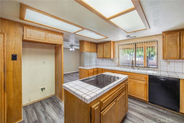 16466 Tude, Apple Valley, CA 92307