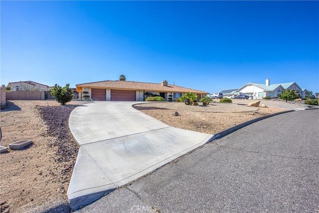 16466 Tude, Apple Valley, CA 92307