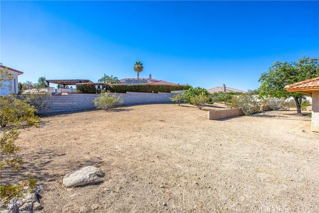 16466 Tude, Apple Valley, CA 92307