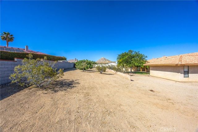 16466 Tude, Apple Valley, CA 92307