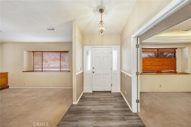 16466 Tude, Apple Valley, CA 92307