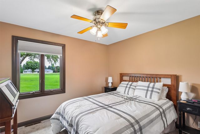 8270 Ashworth Road, West Des Moines, IA 50266