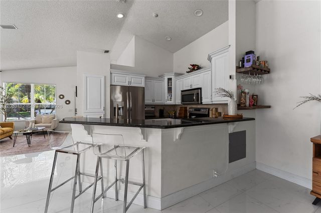 840 Falling Water Road 840, Weston, FL 33326