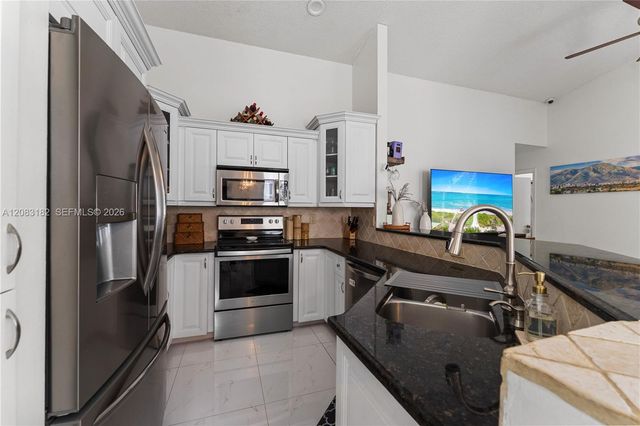 840 Falling Water Road 840, Weston, FL 33326