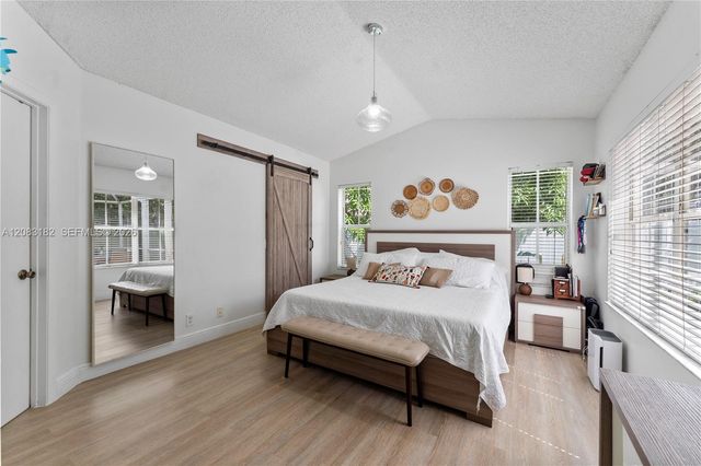 840 Falling Water Road 840, Weston, FL 33326