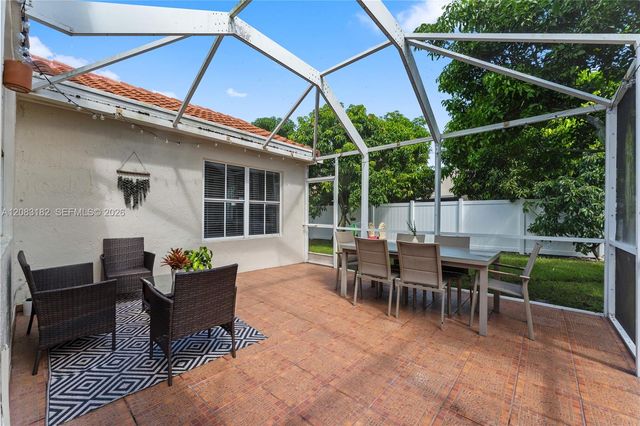 840 Falling Water Road 840, Weston, FL 33326