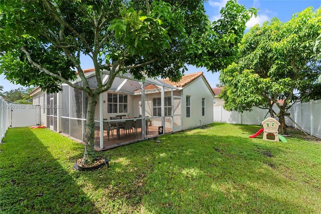 840 Falling Water Road 840, Weston, FL 33326