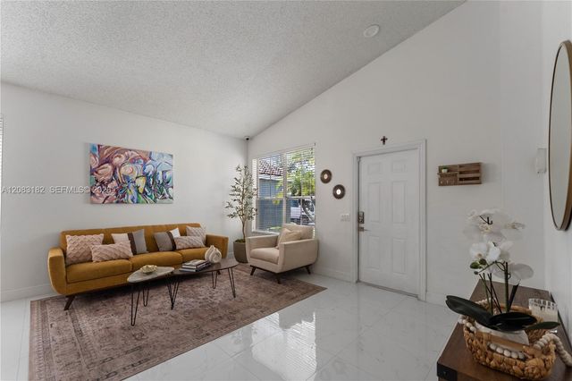 840 Falling Water Road 840, Weston, FL 33326