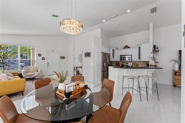840 Falling Water Road 840, Weston, FL 33326