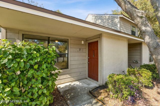 7 JASMINE Place 7 & 8, Fernandina Beach, FL 32034