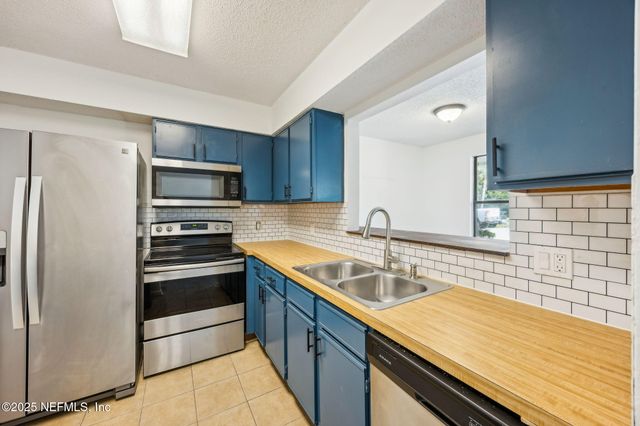 7 JASMINE Place 7 & 8, Fernandina Beach, FL 32034